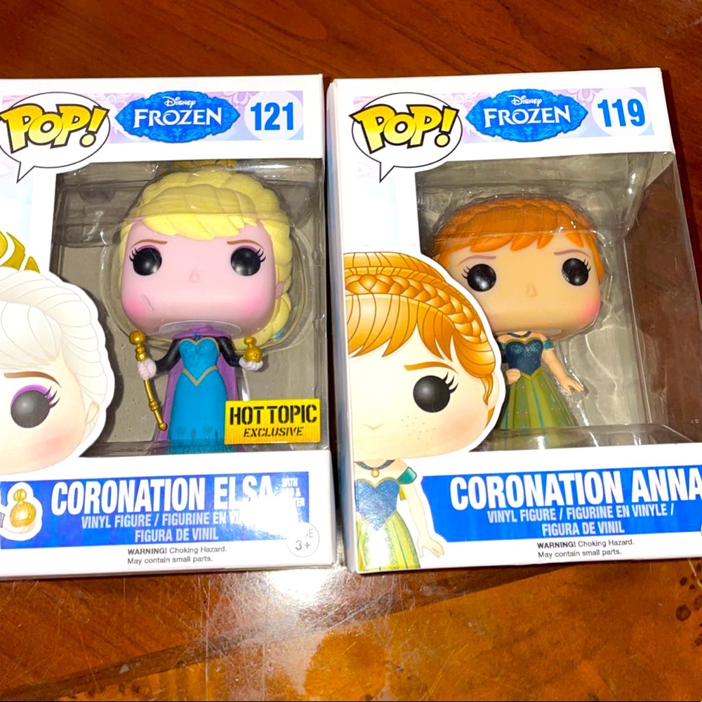 EXCLUSIVE Funko Pop - Frozen: 119 and 121
